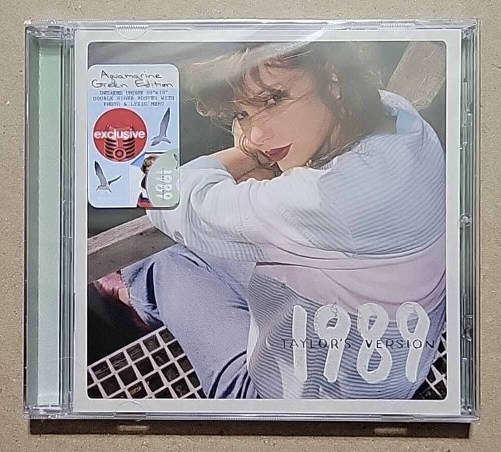 TAYLOR SWIFT - 1989 Aquamarine Green Deluxe Poster Edition CD